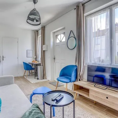 Holiday home Emmanuel 2 *