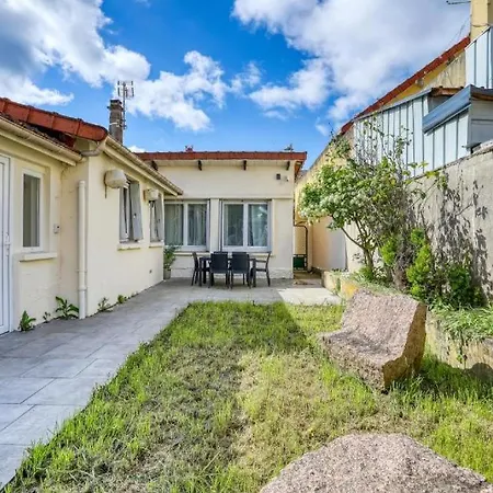 Holiday home Emmanuel 2 *